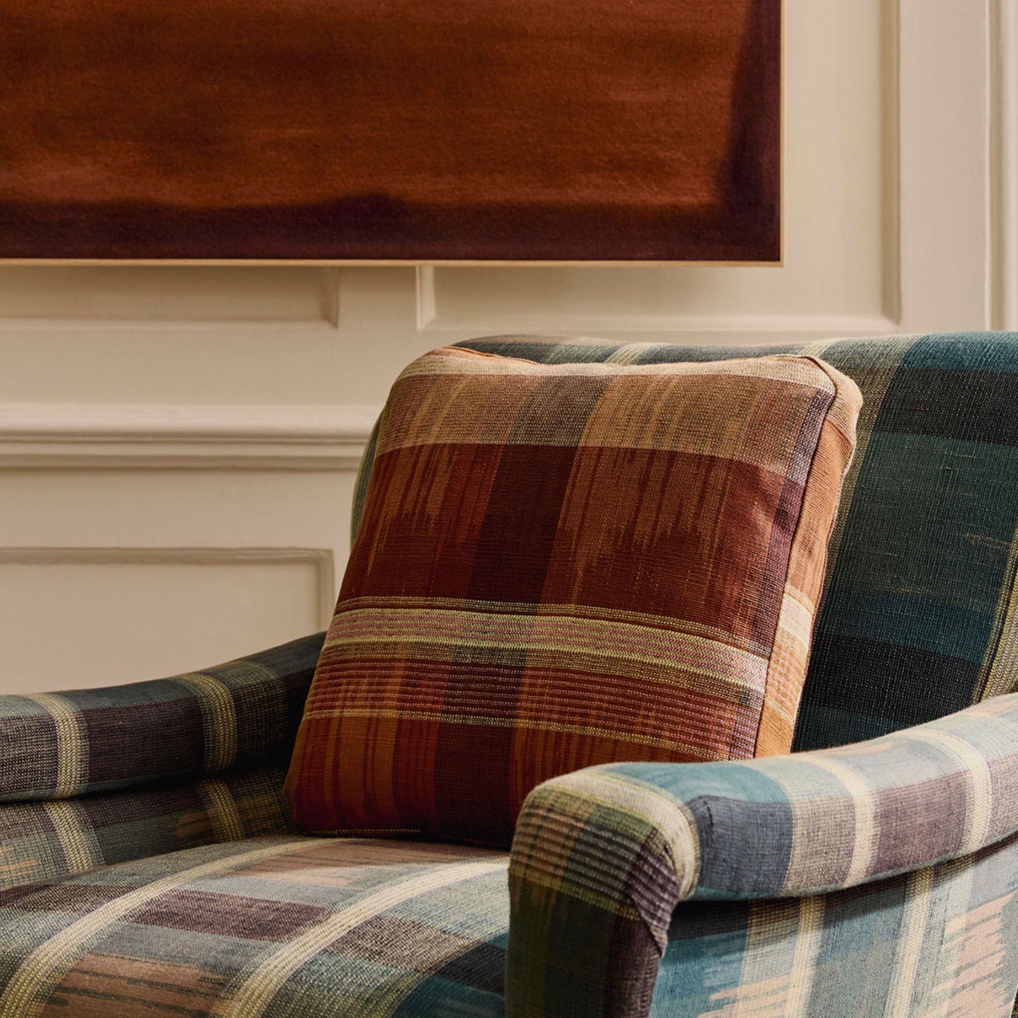 The Rounded Box Cushion In Paloma Chestnut