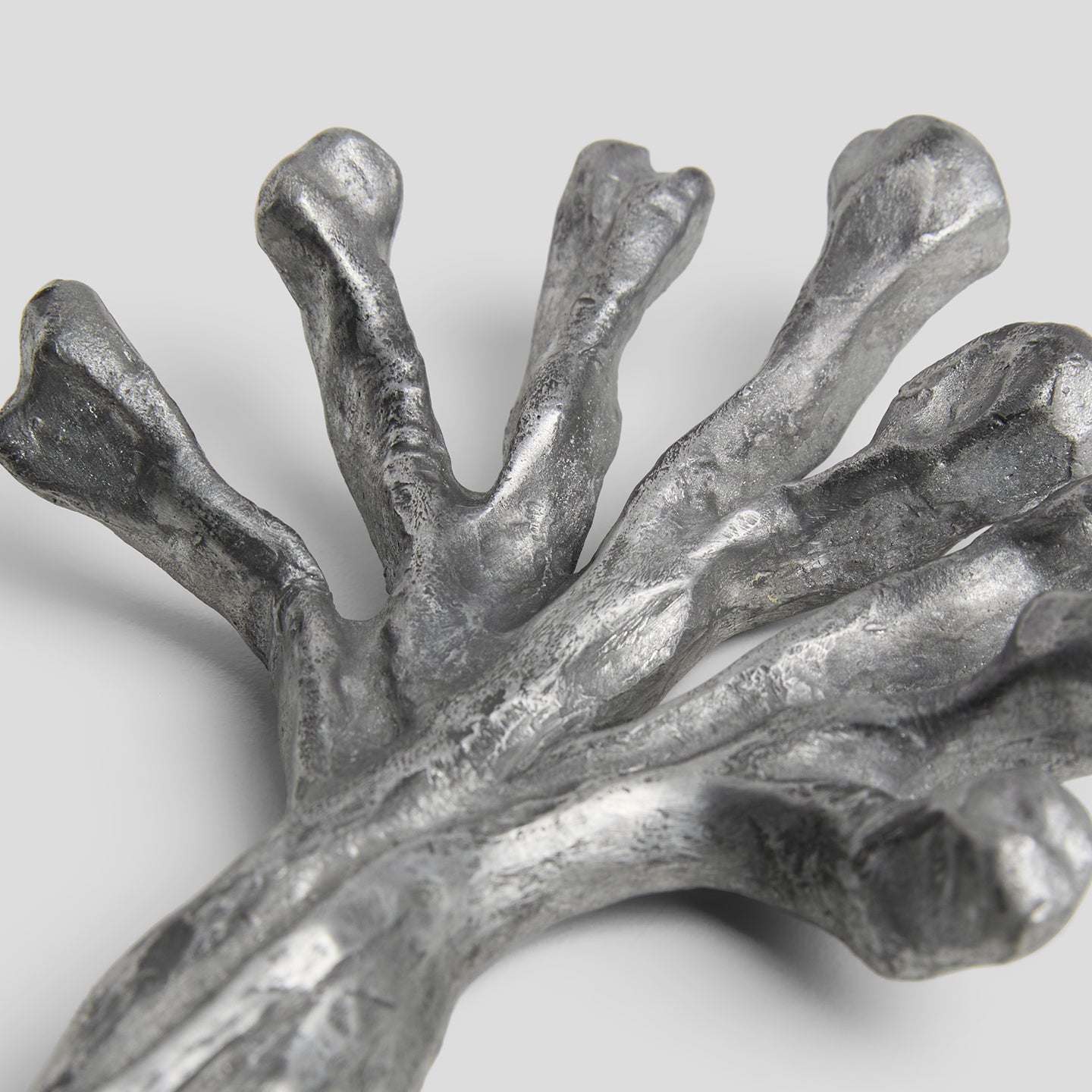 Sylva Rowan Hook in Aluminium